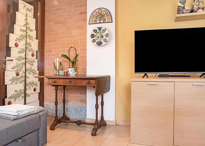 Apartament A Due Passi Dal Laveno-Mombello