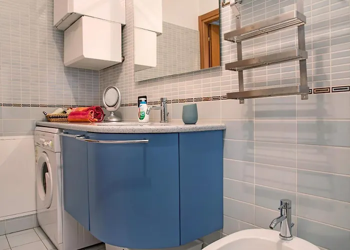 Apartament A Due Passi Dal Laveno-Mombello