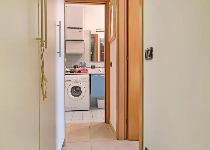 A Due Passi Dal 라베노-몸벨로