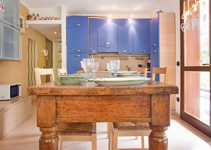 A Due Passi Dal Laveno-Mombello